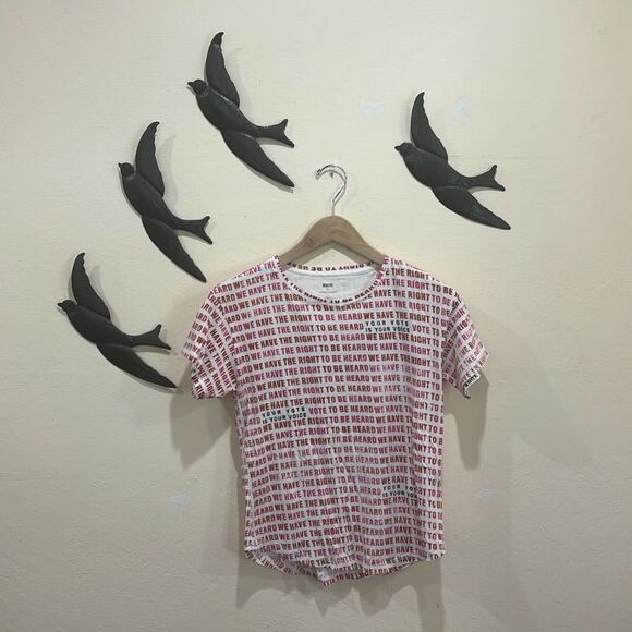 Anthropologie Maeve Right To Be Heard Your Vote Is Your Voice T Shirt - XS - Picture 12 of 13